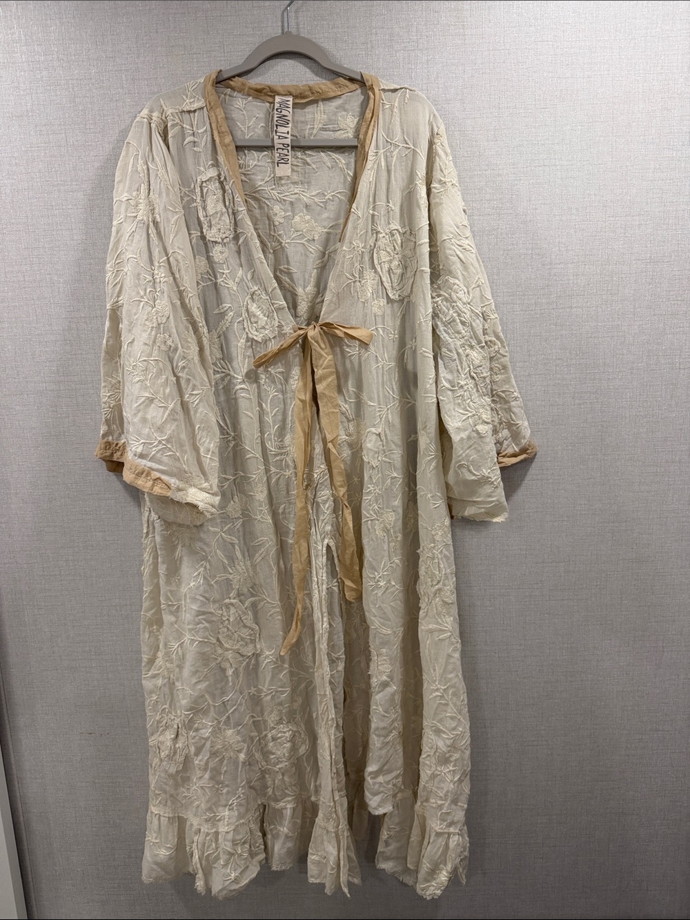 Magnolia Pearl Cream Lace Robe with Tan Trim